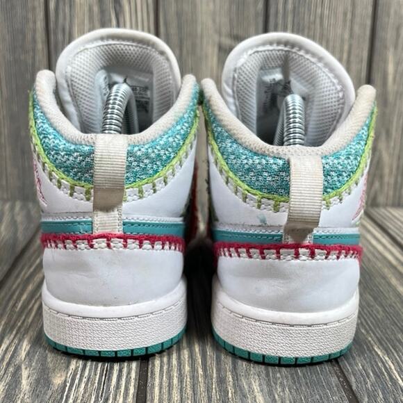 Nike Air Jordan 1 Mid SE Girl Multi Knit Sneaker Basketball Shoes White Sz 1Y - Picture 4 of 7